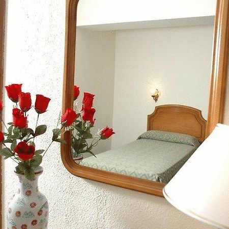 Hotel Senorial Madrid Zimmer foto